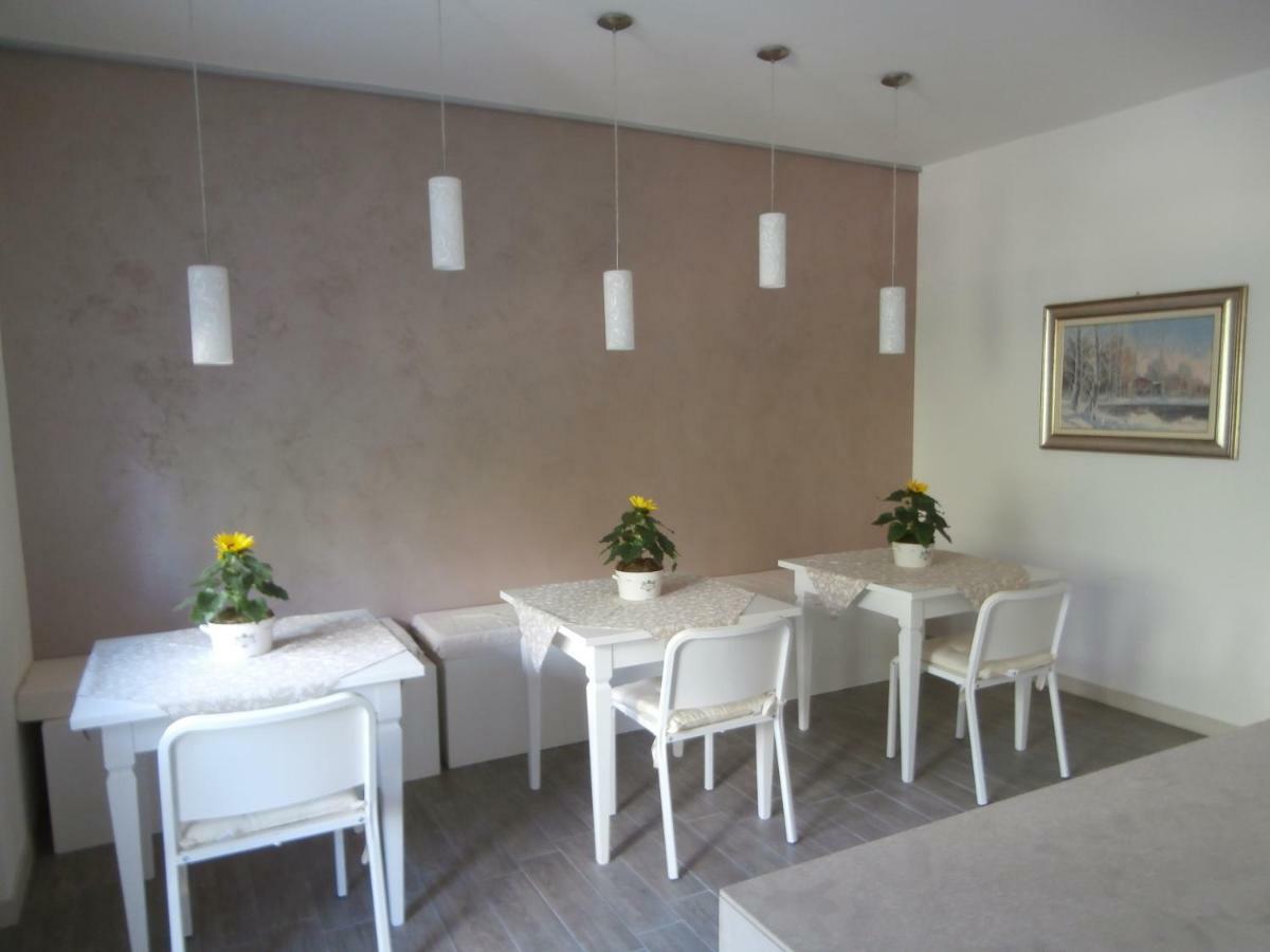 Bed And Breakfast Di Mara E Stefano Verona Bagian luar foto