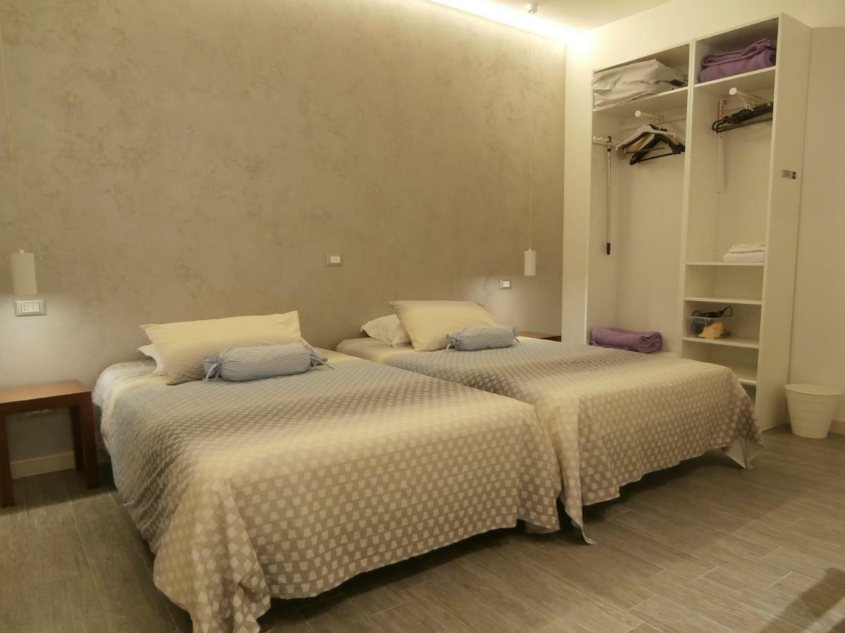 Bed And Breakfast Di Mara E Stefano Verona Bagian luar foto