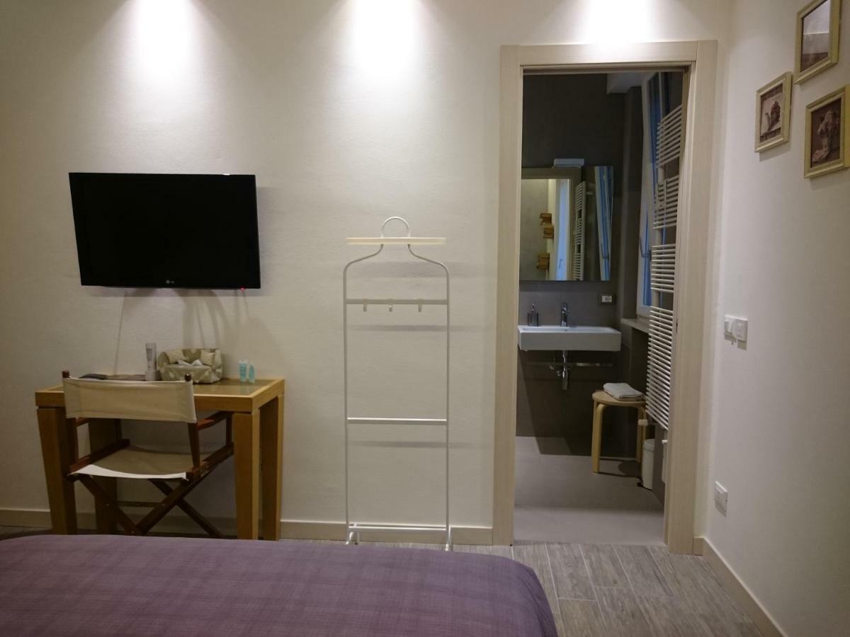 Bed And Breakfast Di Mara E Stefano Verona Bagian luar foto