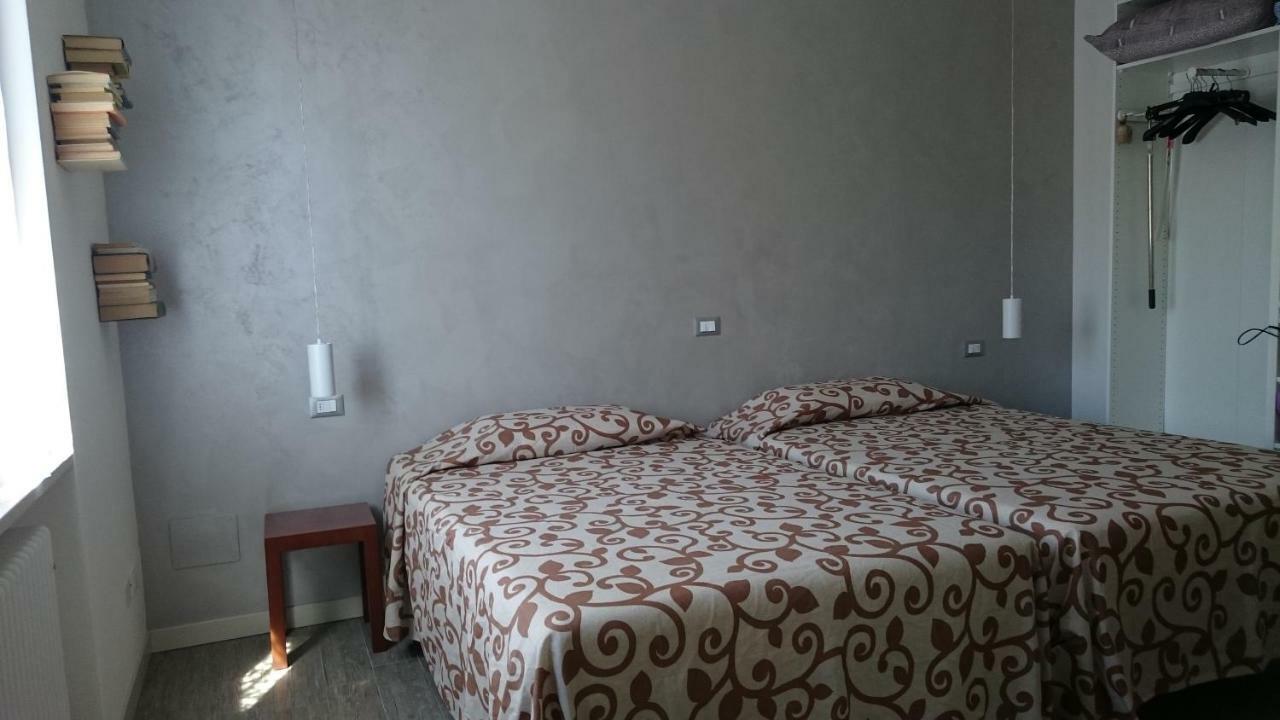 Bed And Breakfast Di Mara E Stefano Verona Bagian luar foto