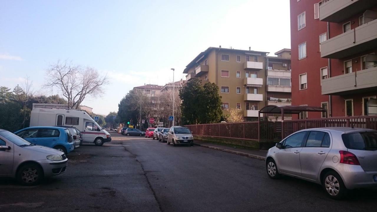 Bed And Breakfast Di Mara E Stefano Verona Bagian luar foto