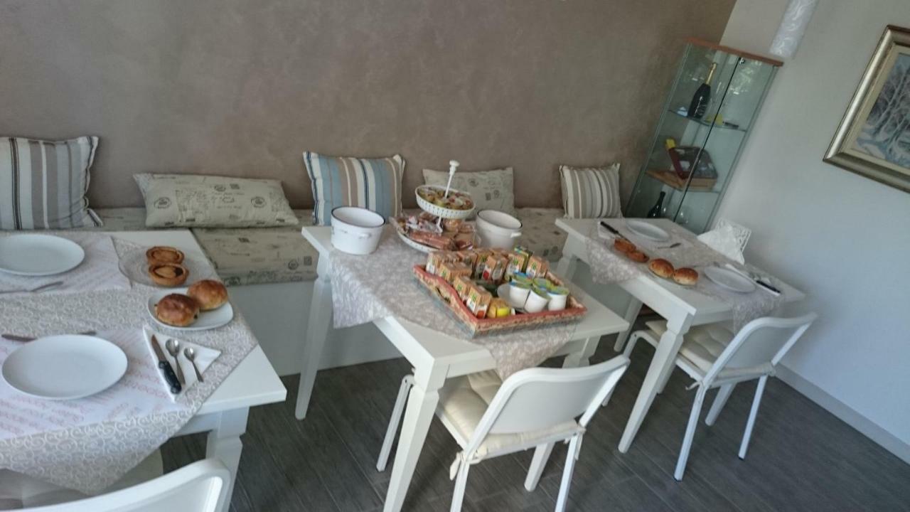Bed And Breakfast Di Mara E Stefano Verona Bagian luar foto