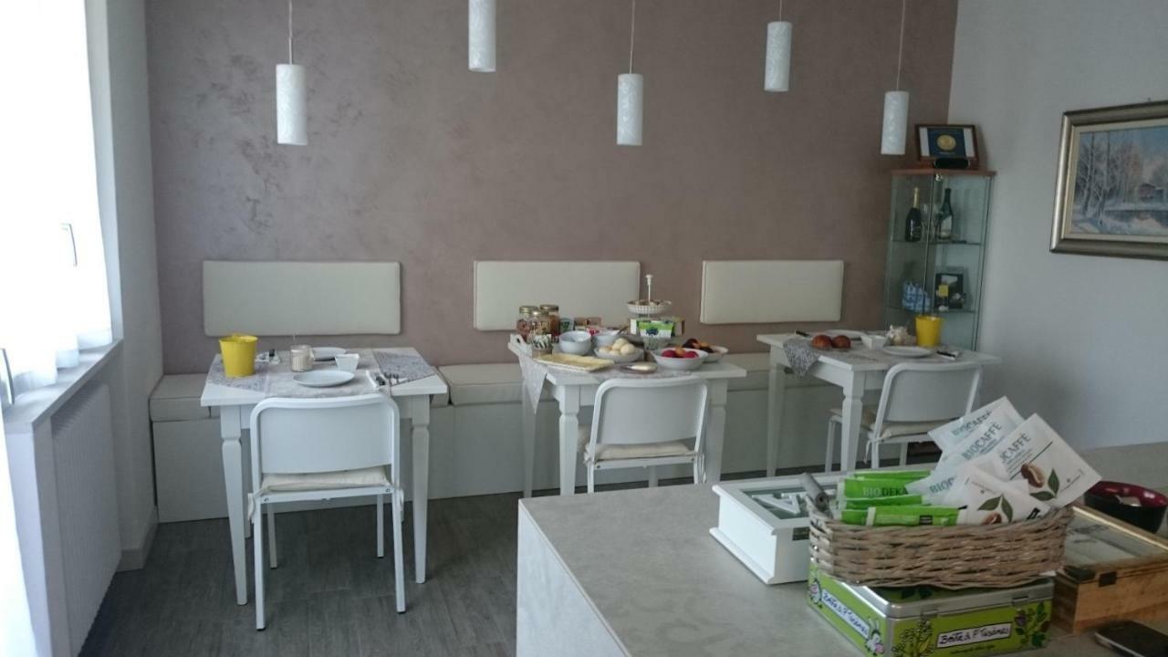 Bed And Breakfast Di Mara E Stefano Verona Bagian luar foto