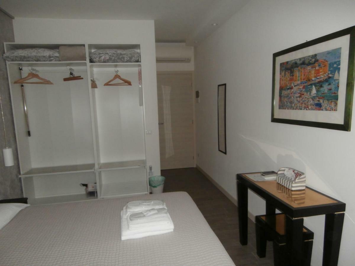Bed And Breakfast Di Mara E Stefano Verona Bagian luar foto
