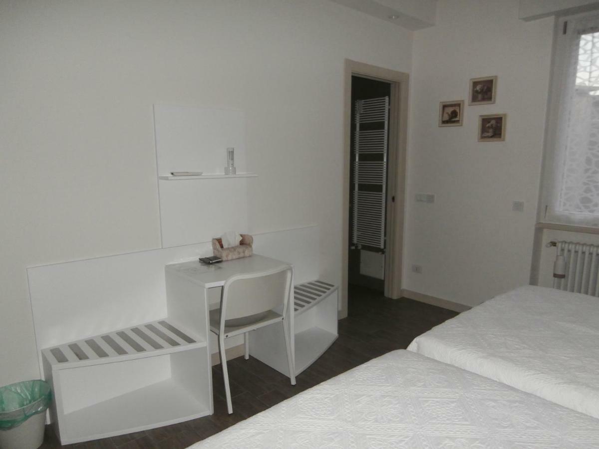 Bed And Breakfast Di Mara E Stefano Verona Bagian luar foto