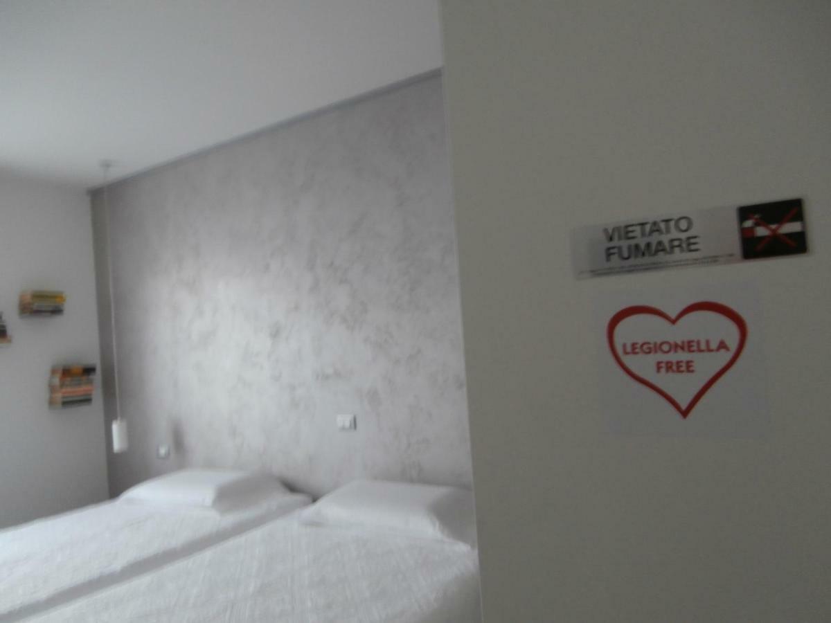 Bed And Breakfast Di Mara E Stefano Verona Bagian luar foto