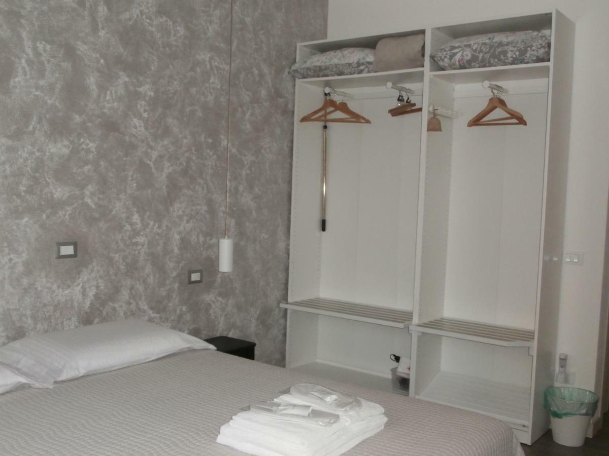 Bed And Breakfast Di Mara E Stefano Verona Bagian luar foto