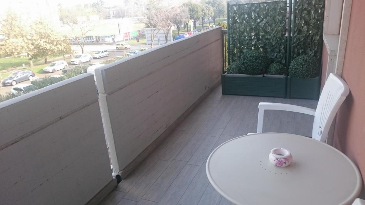 Bed And Breakfast Di Mara E Stefano Verona Ruang foto